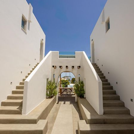 Altera Pars Suites Messaria  Exterior photo
