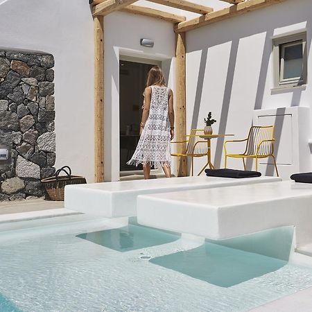 Altera Pars Suites Messaria  Exterior photo