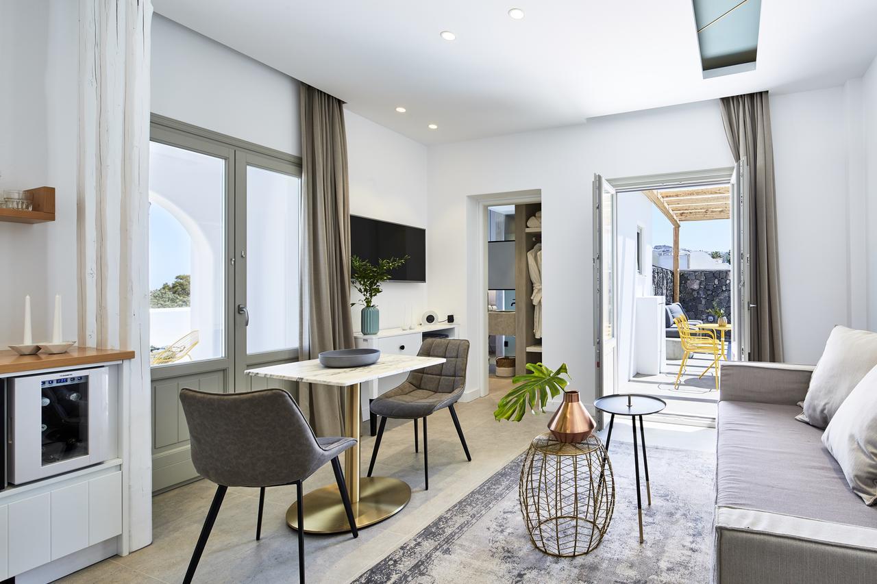 Altera Pars Suites Messaria  Exterior photo