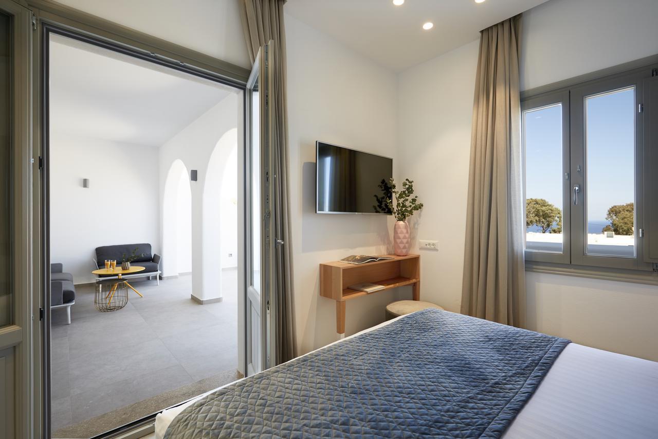 Altera Pars Suites Messaria  Exterior photo
