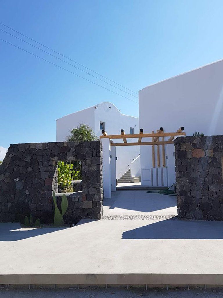 Altera Pars Suites Messaria  Exterior photo