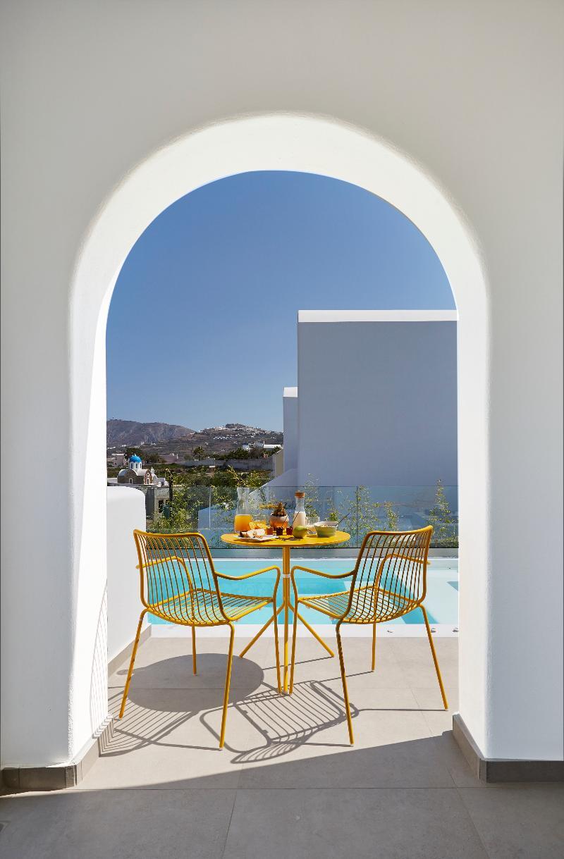 Altera Pars Suites Messaria  Exterior photo